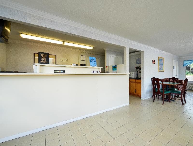 Americas Best Value Inn-Winnsboro photo 1