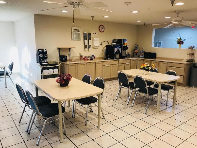 Americas Best Value Inn & Suites Pinckneyville 3