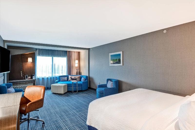 Courtyard By Marriott Long Island Islip/Courthouse 4