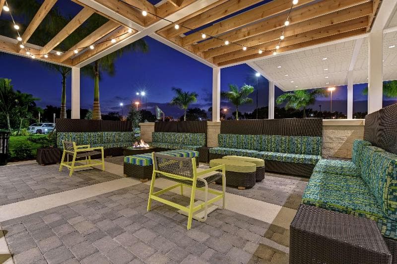 Home2 Suites by Hilton West Palm Beach Airport photo 1