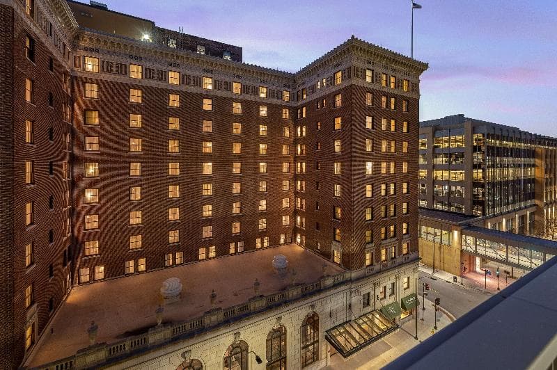Hotel Fort Des Moines, Curio Collection by Hilton 5