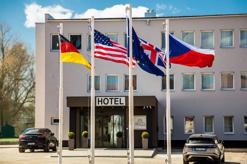 Sky Hotel Prague 2