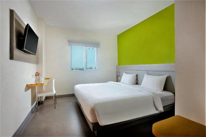 Lynn Hotel Serang 4