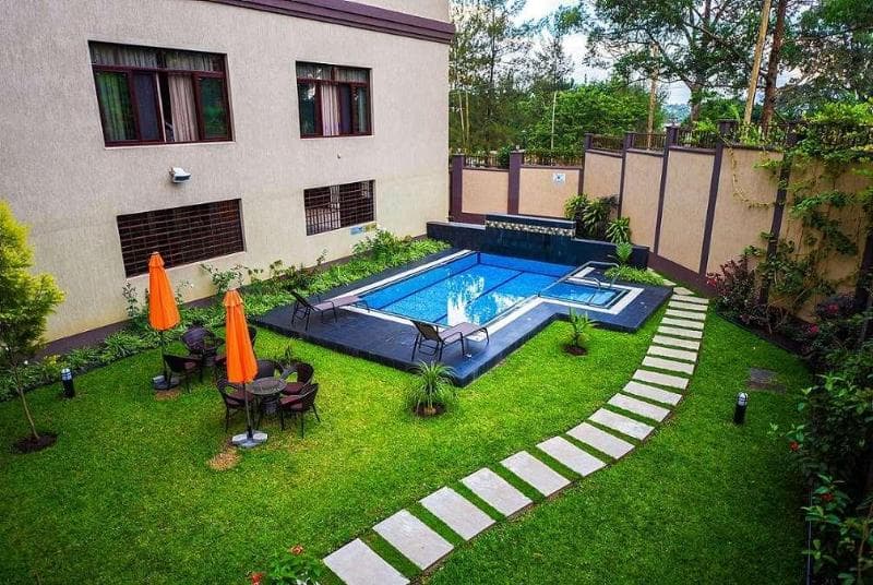 Best Western Plus The Athena Hotel 3