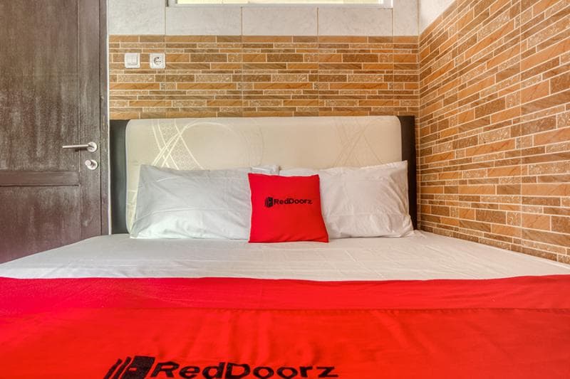 Reddoorz @ Panglima Polim 2 2