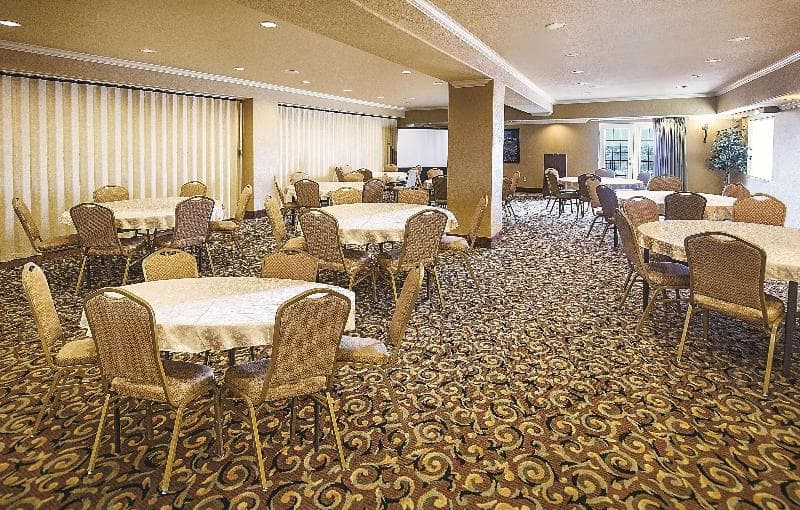 La Quinta Inn & Suites by Wyndham Marble Falls photo 1
