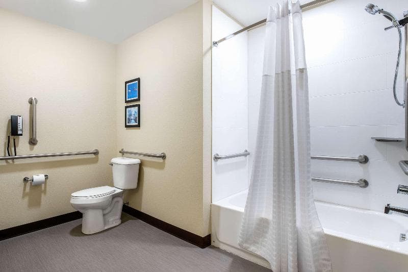 Comfort Inn And Suites Isu 3