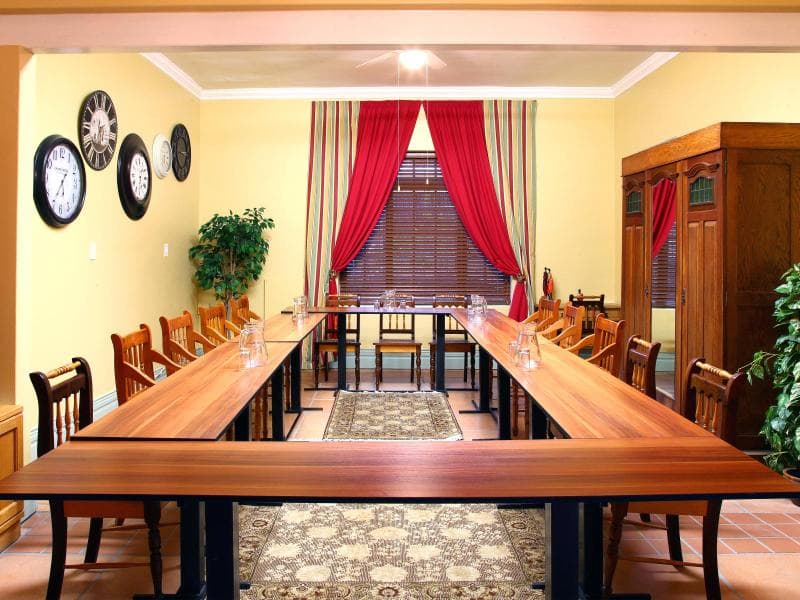 Mountain Manor Guest House Self Catering 4