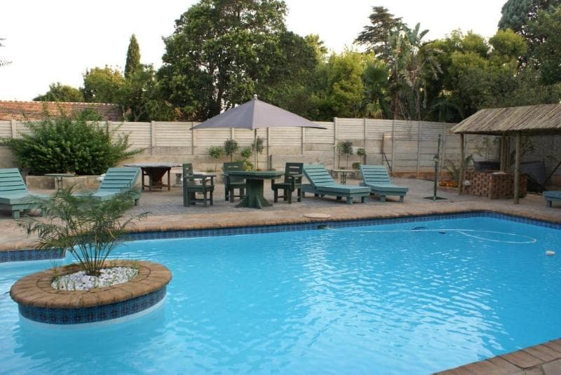Airport Inn Bed And Breakfast 3