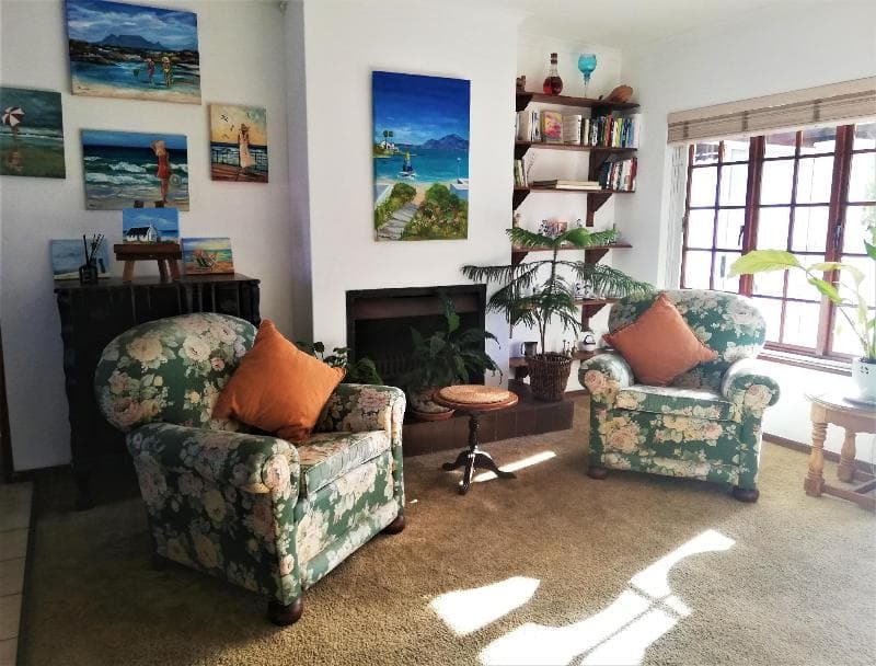 Dolphin Inn Guest House 5