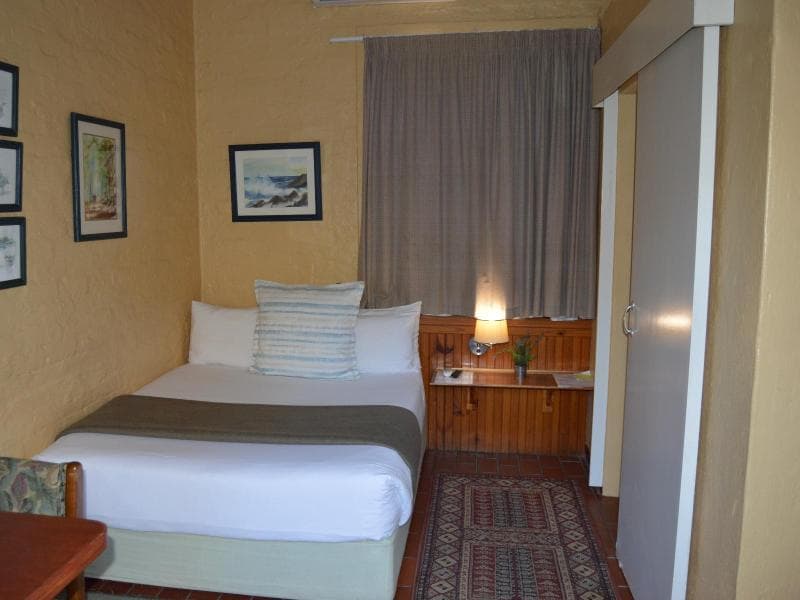 Ascot Inn 5