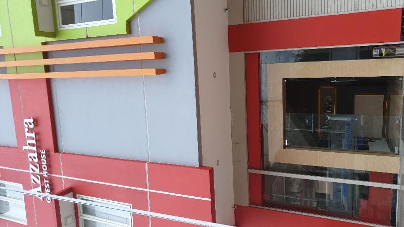 Oyo 1006 Azzahra Guest House 2