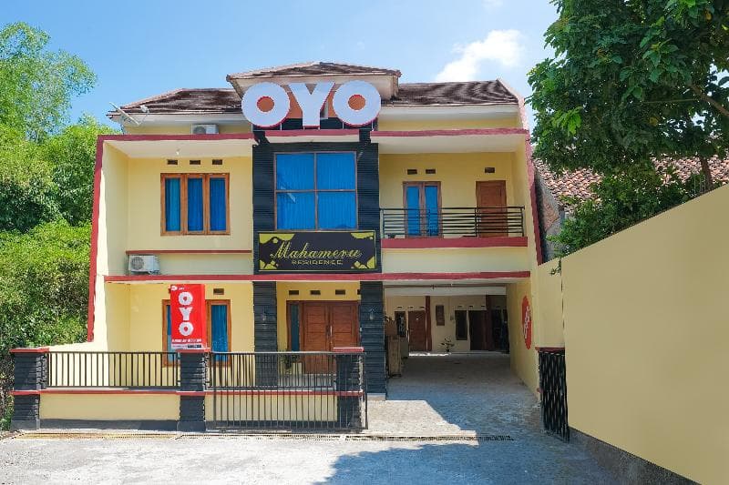 Oyo 895 Mahameru Residence photo 1