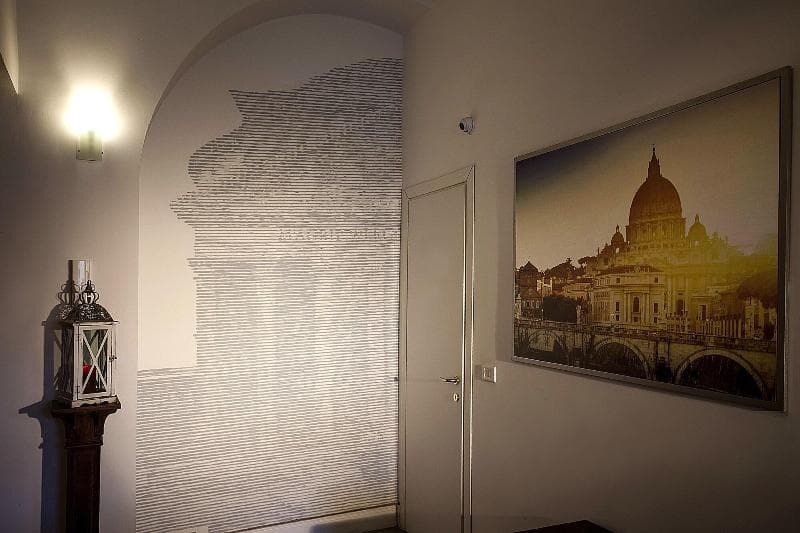 Roman Holidays 4