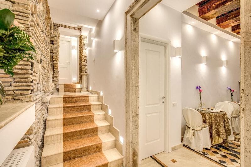 Pantheonview Luxury Suites 4