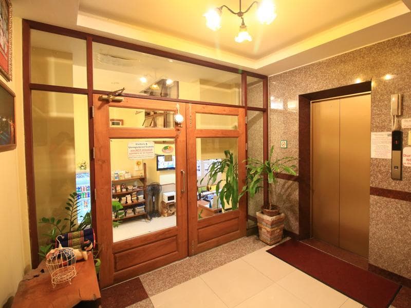 Sunflower Place 5