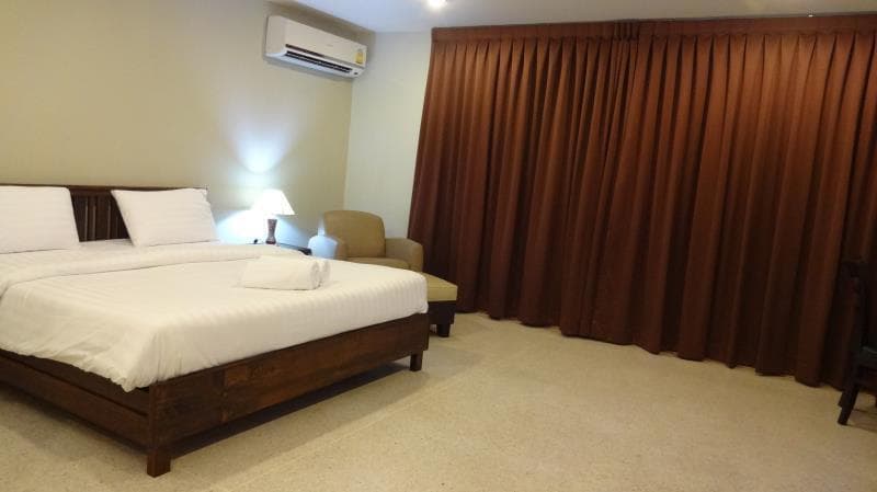 Mango Bedroom Inn 5