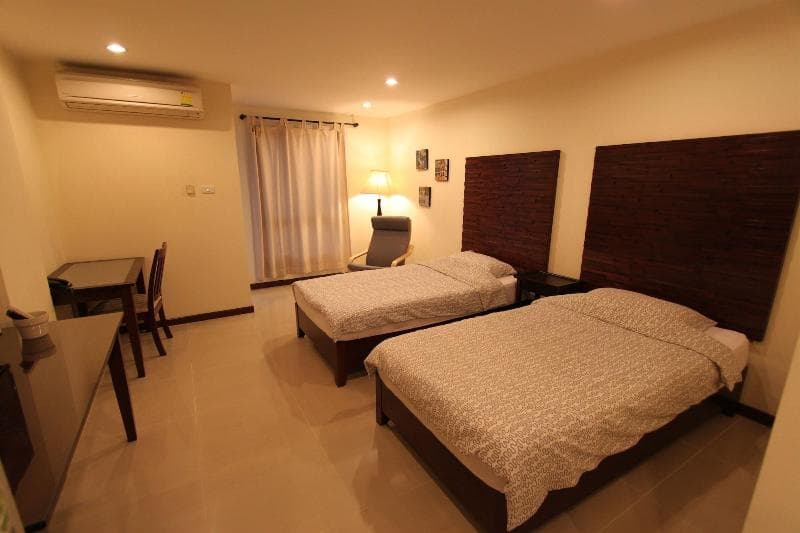 The Royal Bee Apart Hotel photo 1
