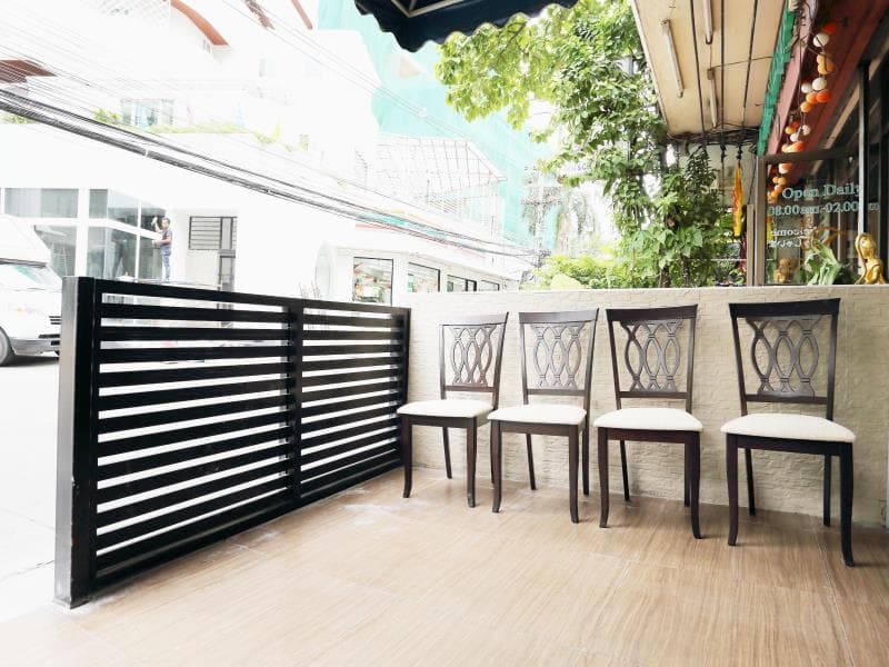 Sukhumvit 20 Guest House 2