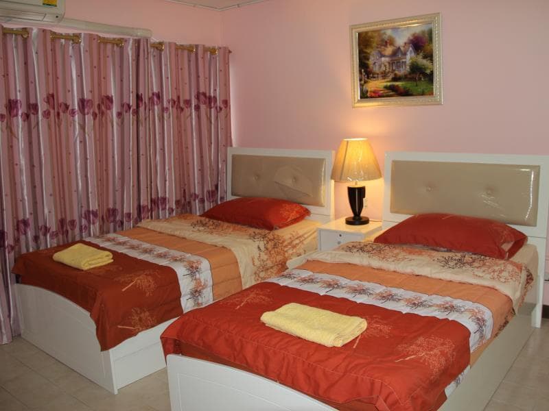 SK Muangthongthani Apartment main
