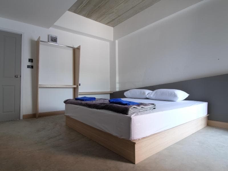 Bed-Room At Suvarnabhumi Airport 4