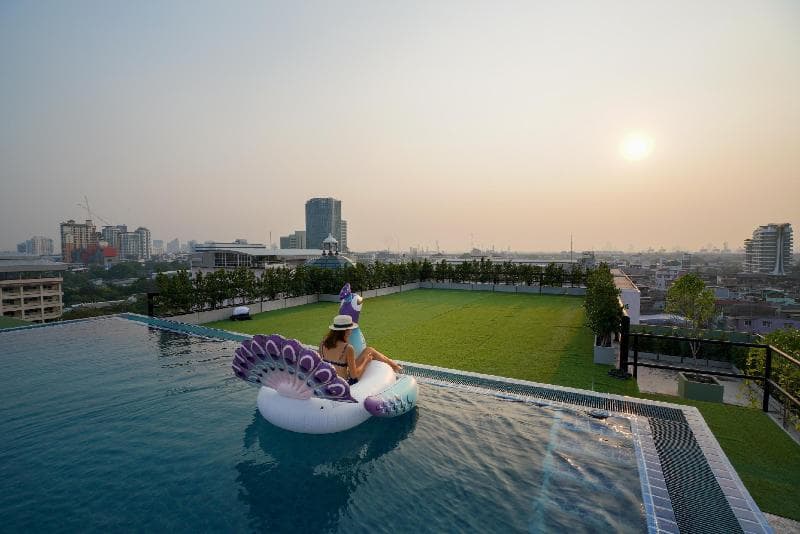 Romance Hotel Sukhumvit 97 4