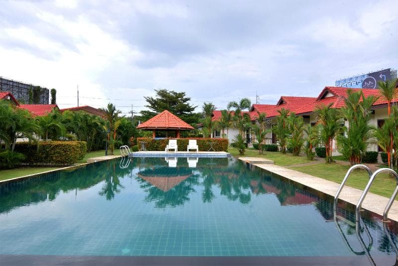 Phuket Airport Villa 4