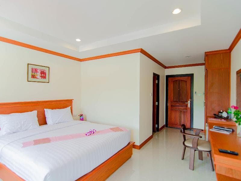 Phaithong Sotel Resort 3