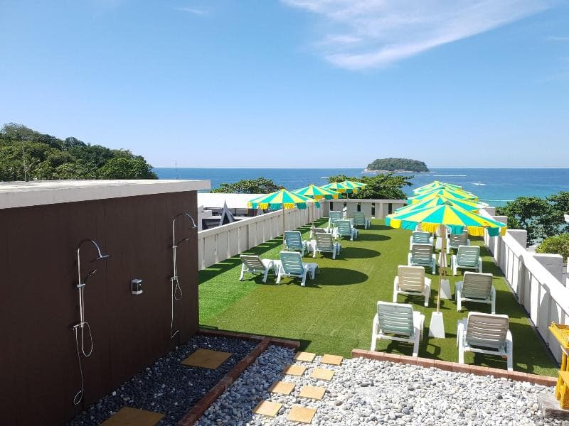 Kata Beachwalk Hotel And Bungalows 5