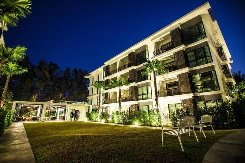 The Title Beach Front main