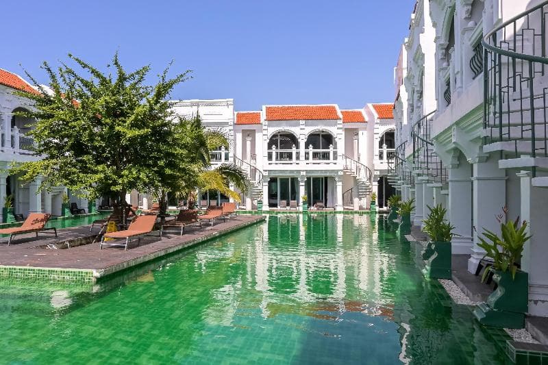 Supicha Pool Access Hotel 5