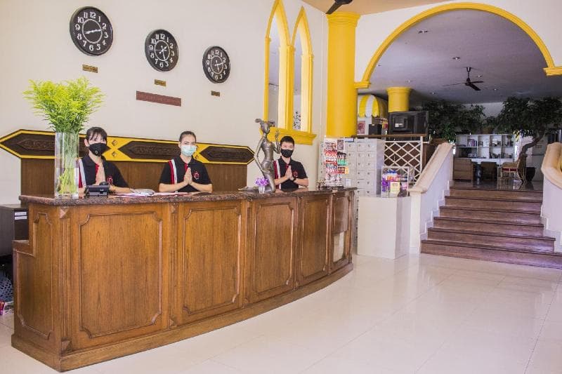People Place Hotel 2 3