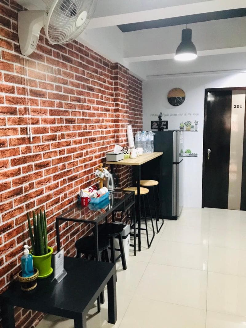 Bb House Budget And Boutique 4