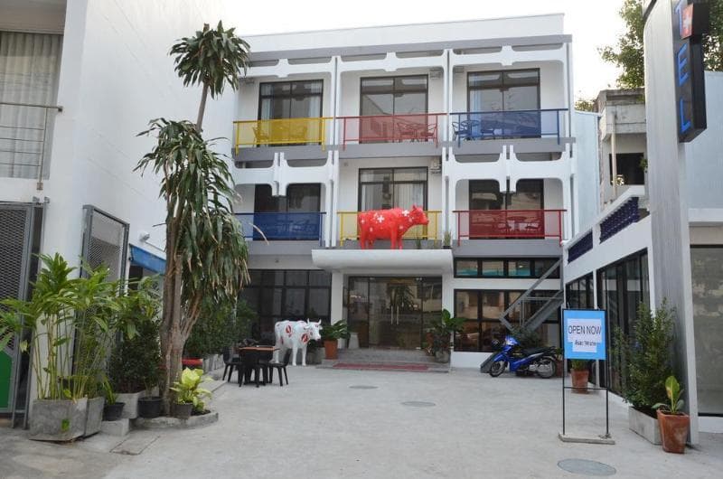 Hotel Montha main
