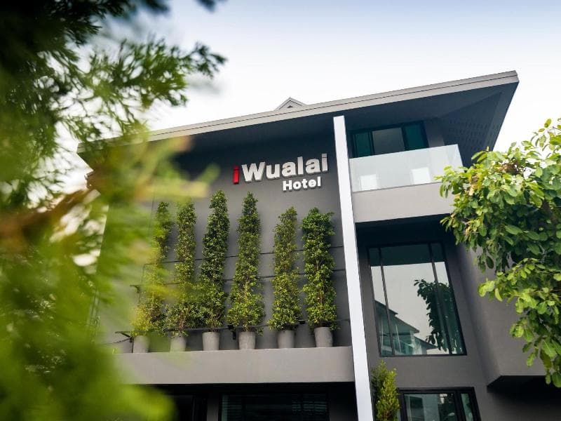 Iwualai Hotel 4