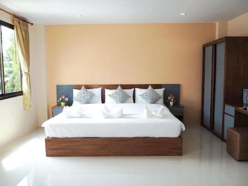 Regent Room 4