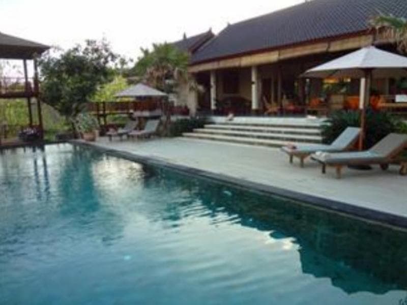 Villa Anjing 3