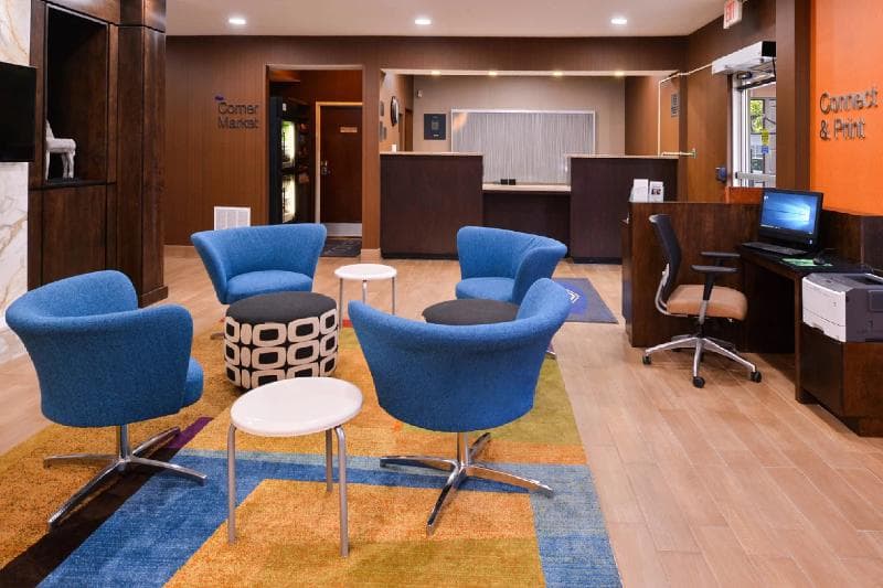 Fairfield Inn & Suites Louisville North 5