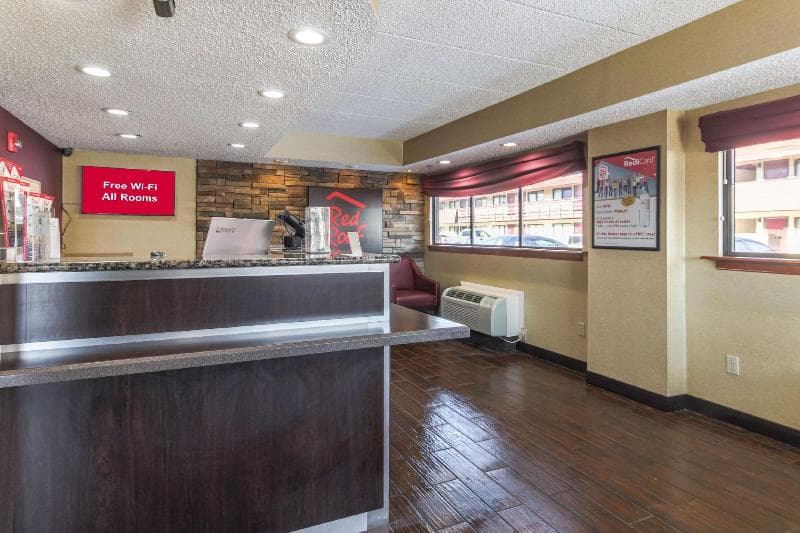 Red Roof Inn Detroit - Troy 4