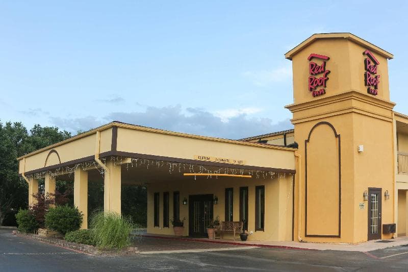 Red Roof Inn Ardmore 2