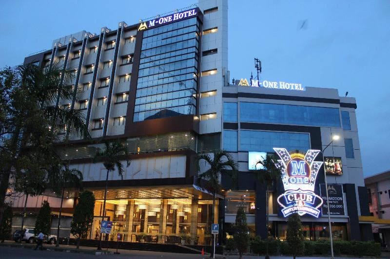 M-One Hotel Harbour Bay 5