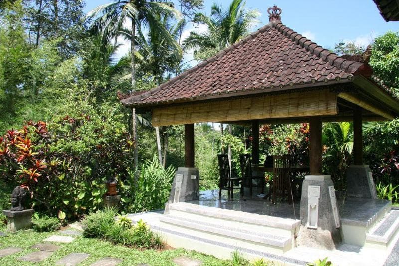 Suara Air Luxury Villas 4