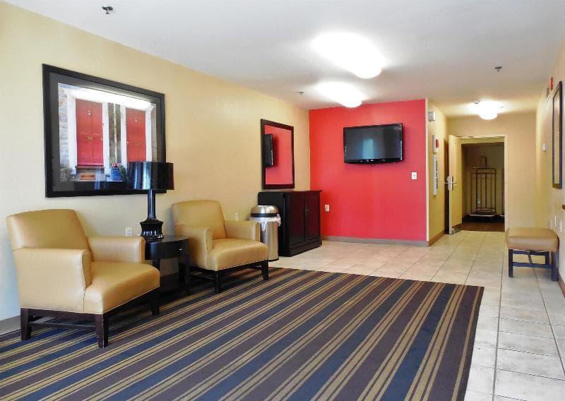 Extended Stay America Toledo Maumee 4