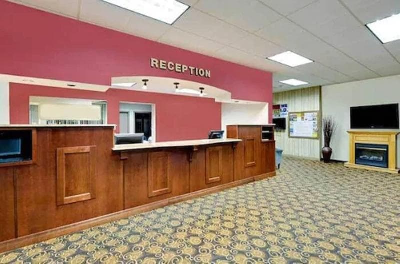 Norwood Inn Worthington 5