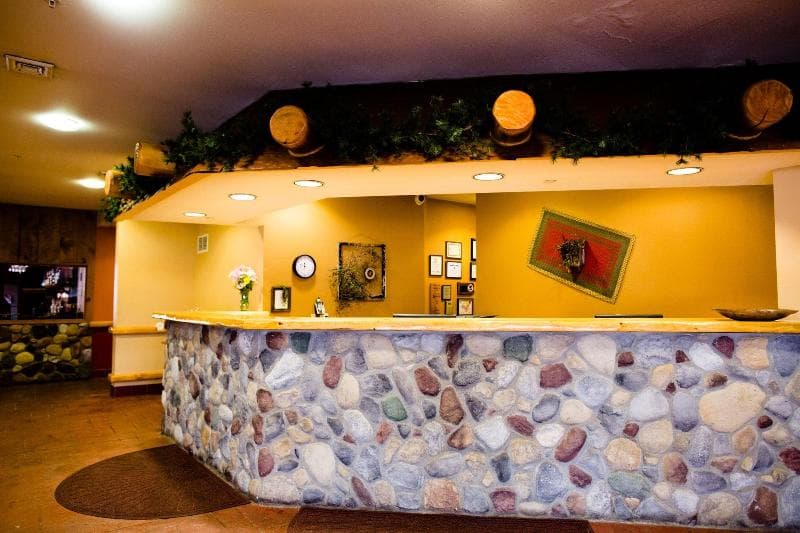 Cranberry Country Lodge 5