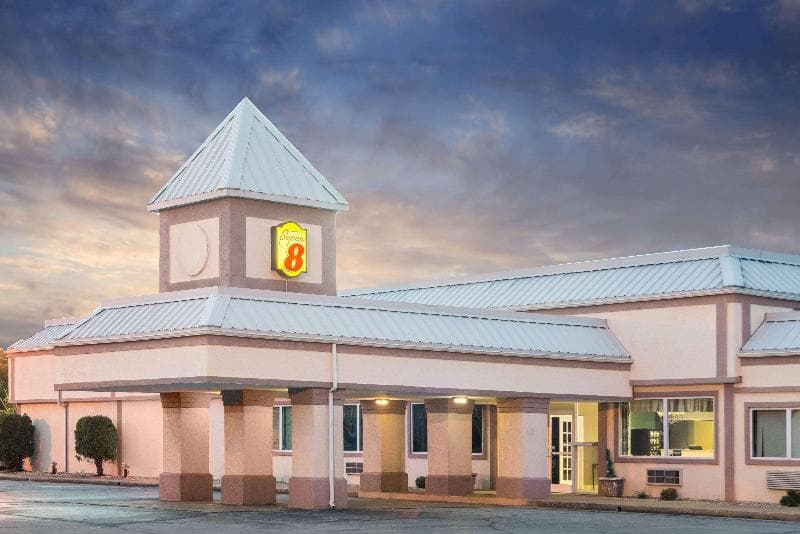 Super 8 By Wyndham Williamsburg 2