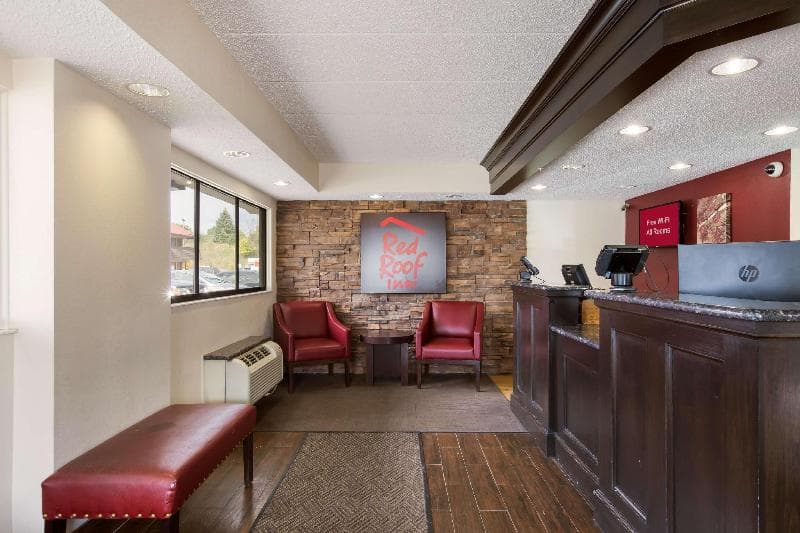 Red Roof Inn Grand Rapids 3