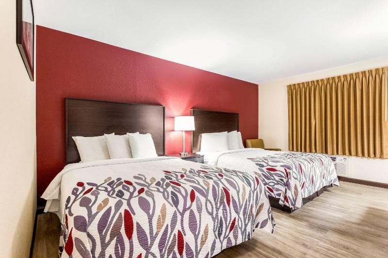 Red Roof Inn Dry Ridge 5