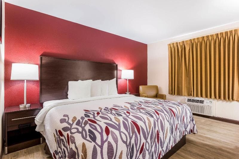Red Roof Inn Dry Ridge 3