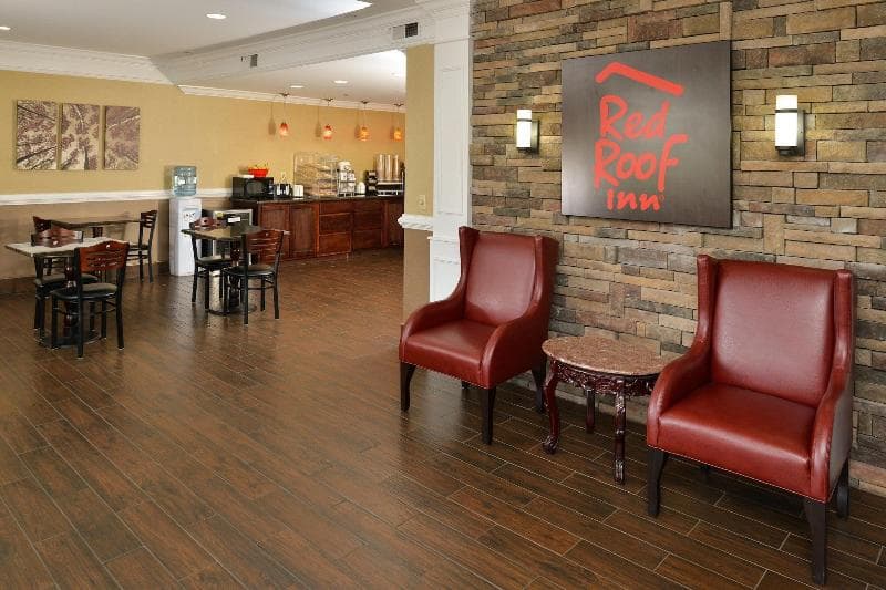 Red Roof Inn Dalton 5